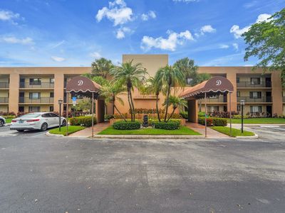 7342 Ashmont Circle #203