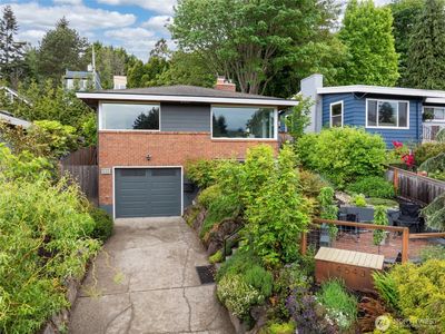 4543 50th Avenue SW