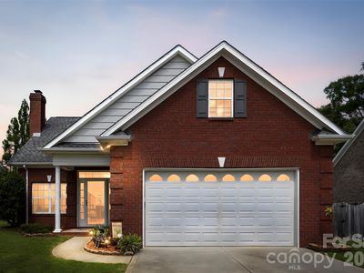 3310 Brickwood Cir