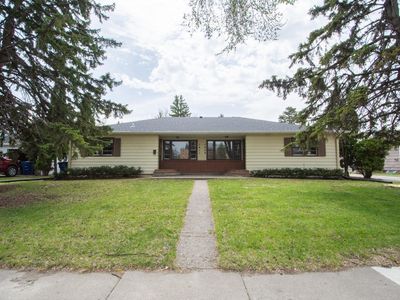 1409-1411 9th Ave S