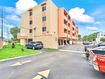 2400 NW 16th Street Rd