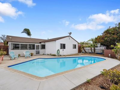 4046 Glading Dr