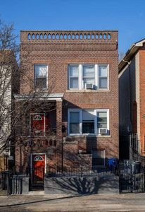 30 Logan Ave