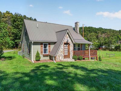 Property at 94 Stevens Creek Rd, Fries, VA