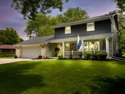 7332 North 100th STREET