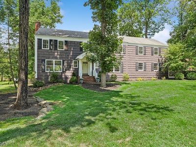 15 Byron Rd