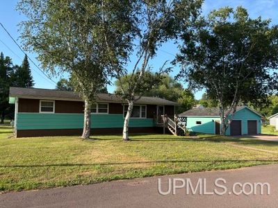 220 W Lime St