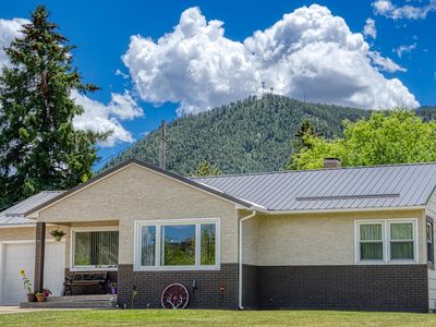 11 Mountain View Dr