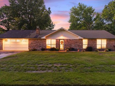9 Pebble Brook Dr