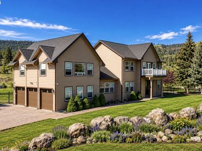 130 Ridge Dr