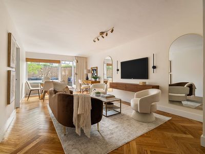 333 E 66th St APT 1A