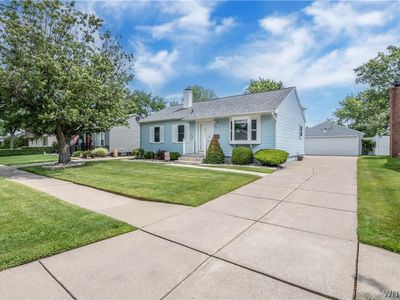 33 Westbourne Dr