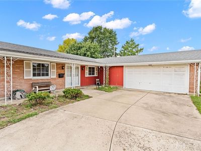 1794 Parkview Dr