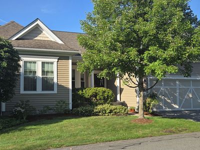 20 Parkland Ln