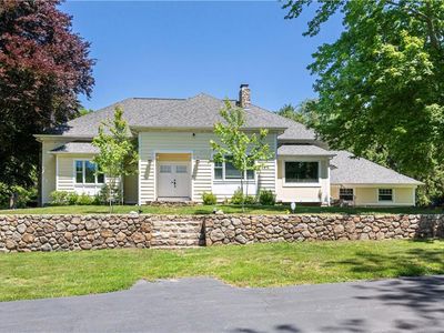 80 Woodbridge Dr