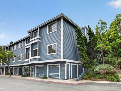 8182 Mainsail Dr