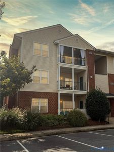 821 Brassie Ln APT E