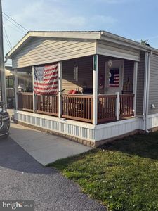 Property at 5 Conestoga Mnr, Leola, PA