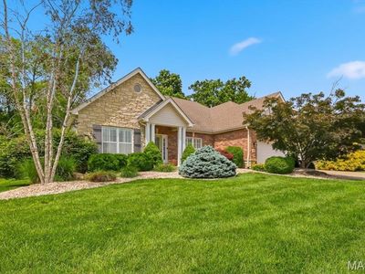 5532 Wooded Creek Dr