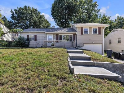 Property at 2308 Sycamore Ct, Saint Joseph, MO