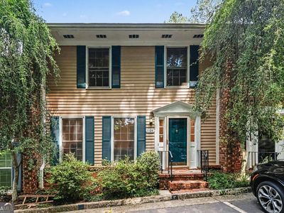1104 Moorestown Cir