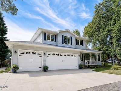 320 Peterson Dr