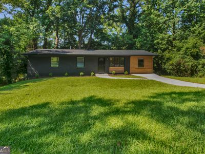 2461 Bouldercliff Way
