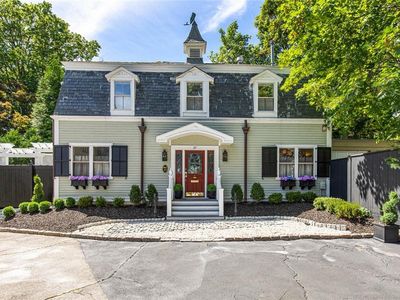 27 Young Orchard Ave