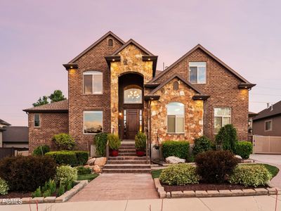1247 W Alta Creek Cir