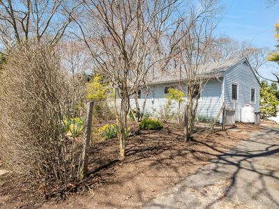 24 Duryea Ave