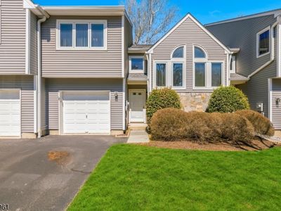 Property at 14 Braemar Dr, Rockaway, NJ