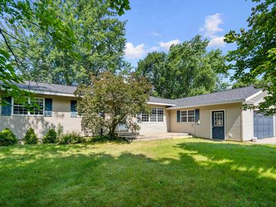 2218 Tamara Rd NW