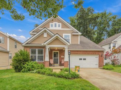 884 Ellery Dr
