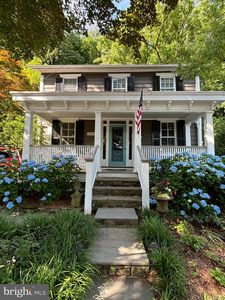 3673 River Rd