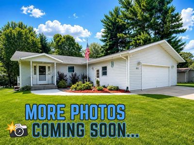 401 Hillwood Ln