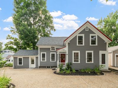 36 Pleasant St
