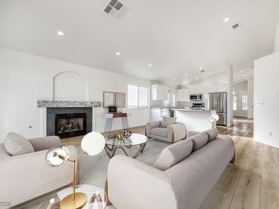 2104 Cimarron Hill Dr