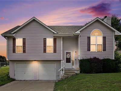 Property at 18713 Primrose St, Smithville, MO