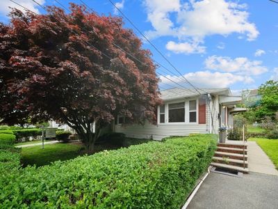 1180 Main St #2