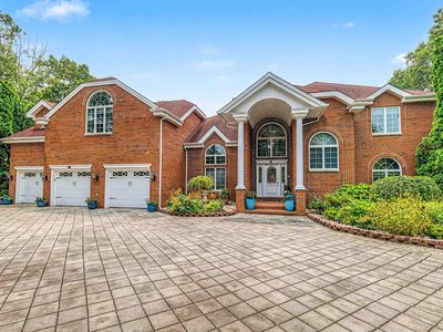 504 Pelham Dr