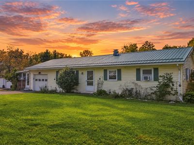 Property at 9378 Clipnock Rd, Stafford, NY