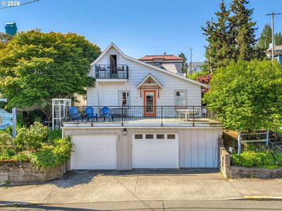 817 Exchange St