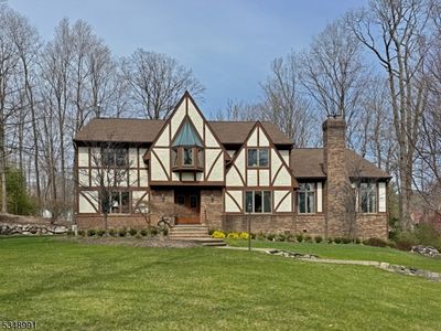 7 Hillside Ave