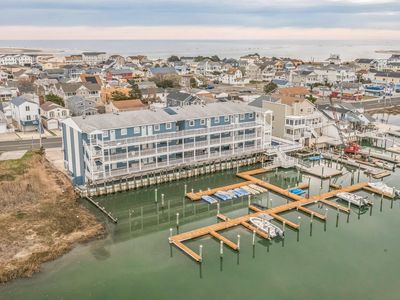 520 W Spruce Ave APT 205