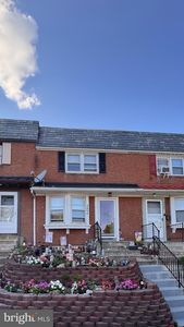 2448 Duke St