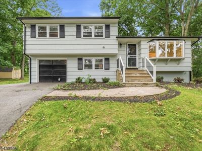 4 Forest Dr