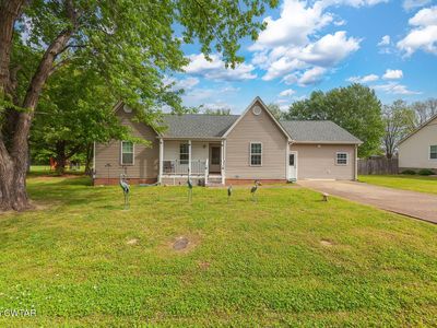 Property at 23 Chestnut Cv, Oakfield, TN