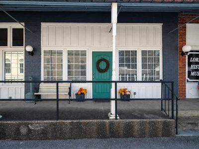 126 E Main St