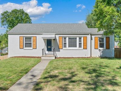 1811 Fareham Rd SW