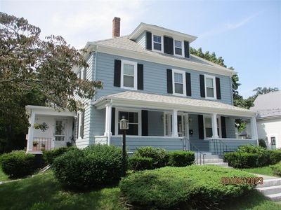 18 Standish Ave